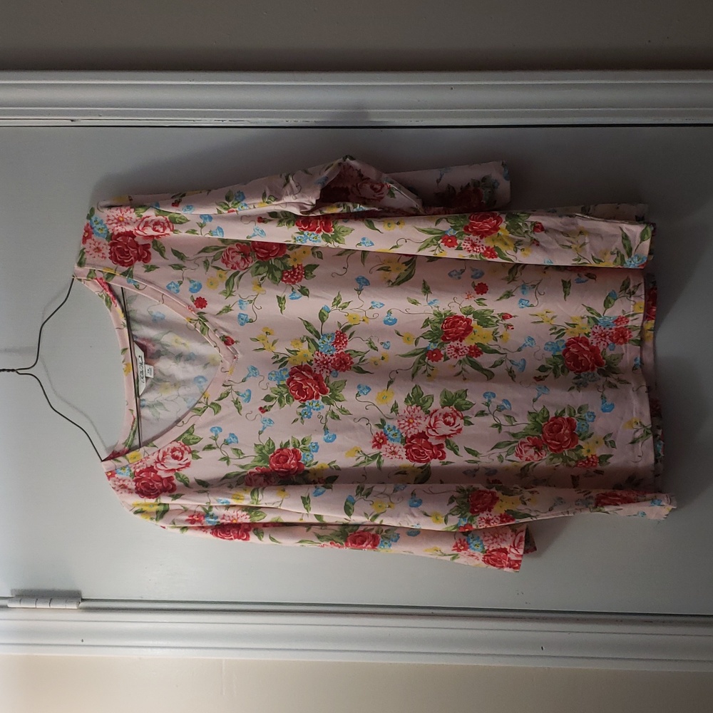 Pioneer womans shirt